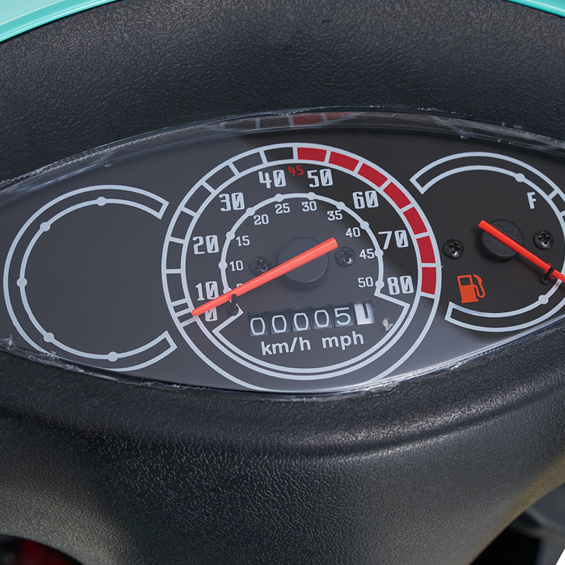 奔腾光阳轻便紧凑型50cc汽油踏板摩托车